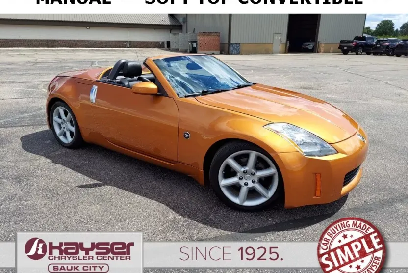 2004 Nissan 350Z Touring photo 1
