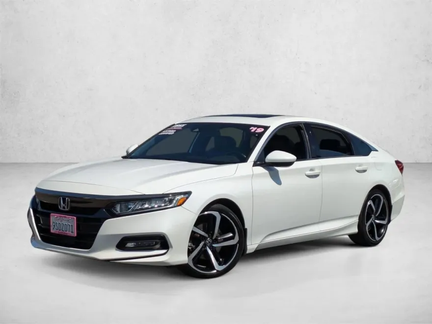 2019 Honda Accord Sport 2.0T photo 1