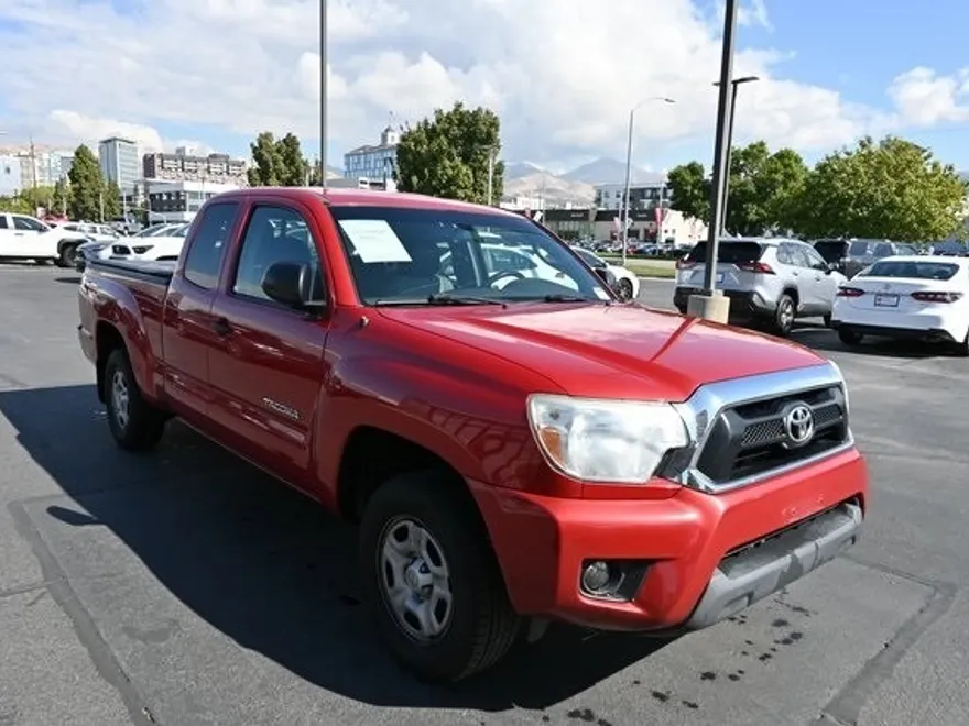 2015 Toyota Tacoma PreRunner Access Cab photo 1