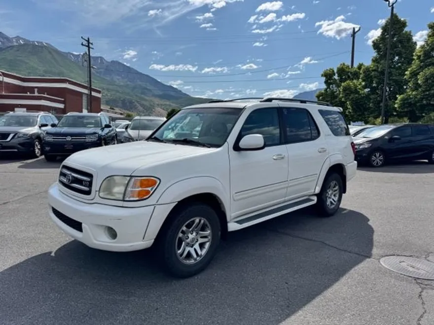 2004 Toyota Sequoia Limited photo 1