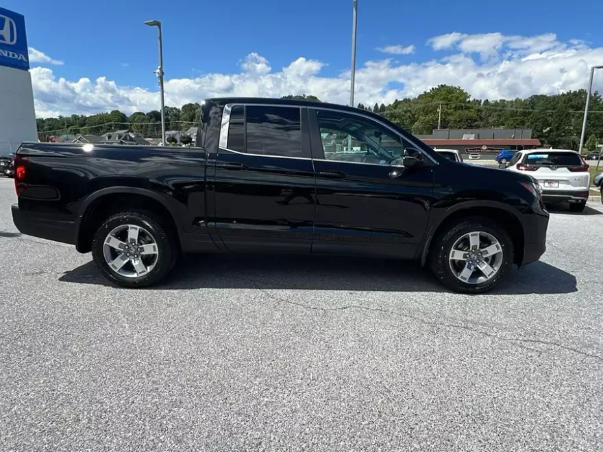 2025 Honda Ridgeline RTL photo 1