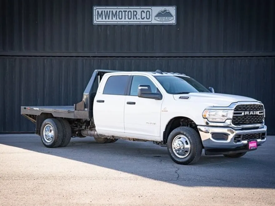 2024 Ram 3500 SLT photo 1