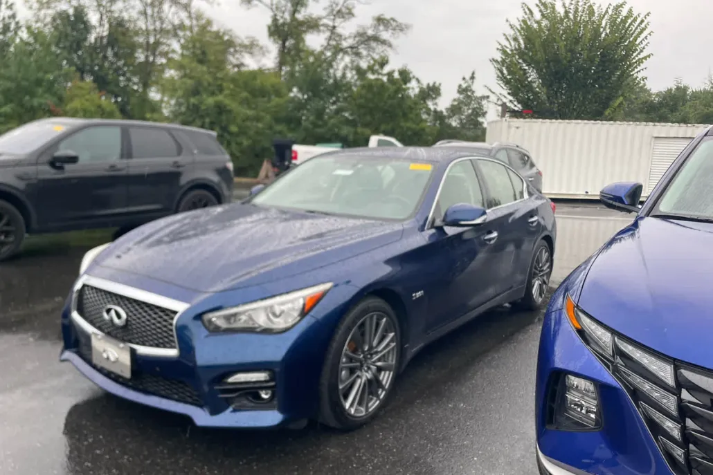 2016 Infiniti Q50 3.0t Red Sport 400 AWD photo 1