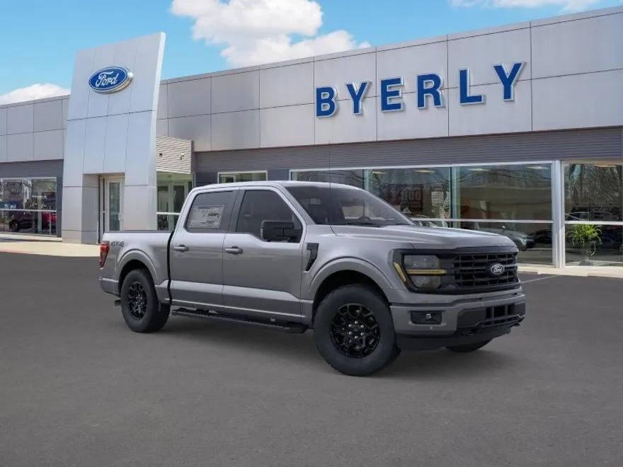 2025 Ford F-150 XLT photo 1