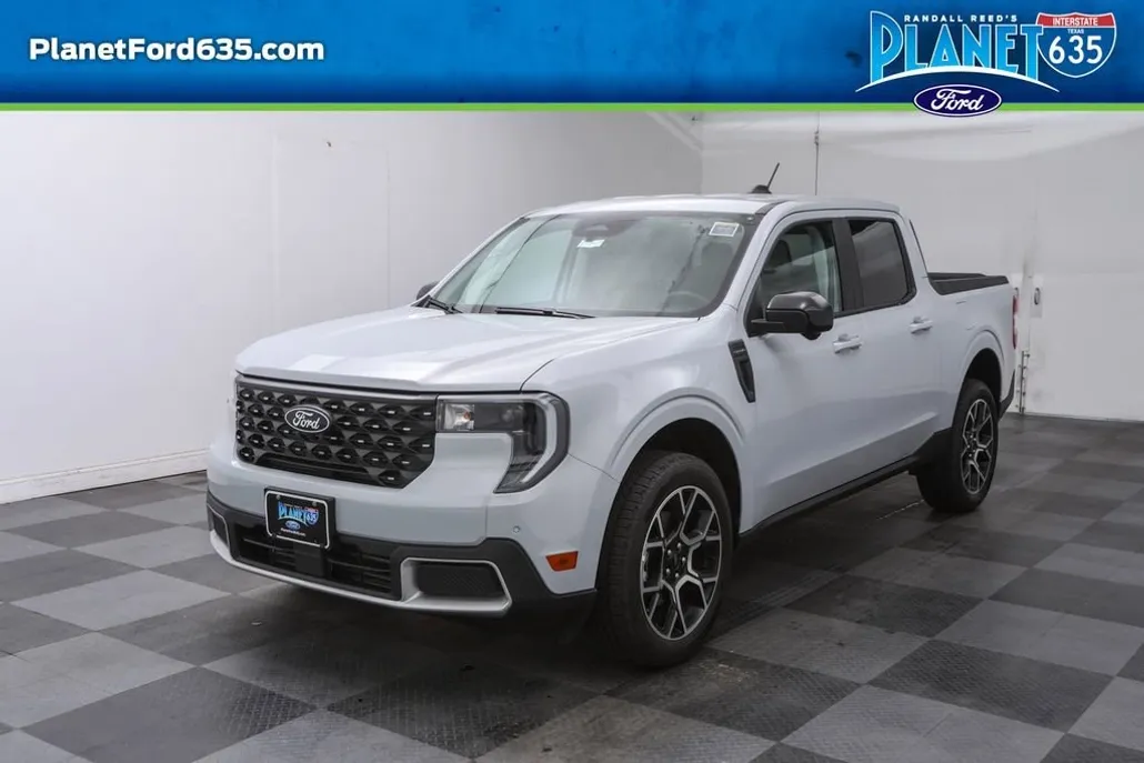 2025 Ford Maverick Lariat photo 1