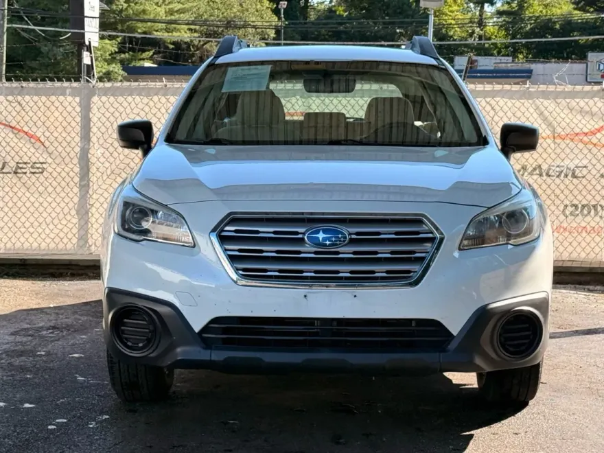 2017 Subaru Outback 2.5i photo 1