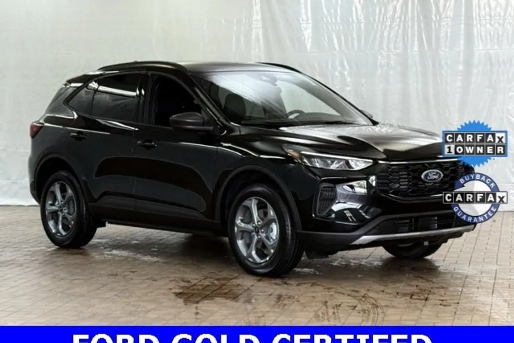2025 Ford Escape ST-Line photo 1