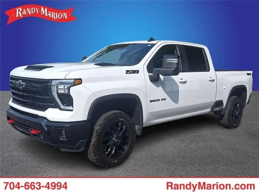 2025 Chevrolet Silverado 2500HD LT photo 1