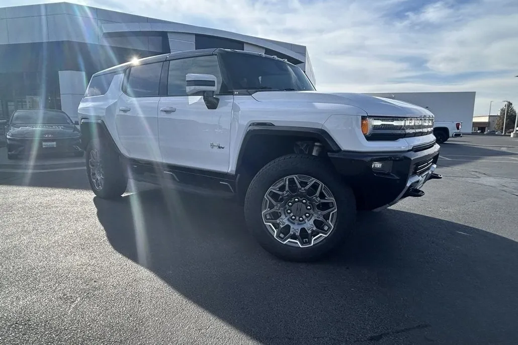 2025 Gmc Hummer EV SUV photo 1