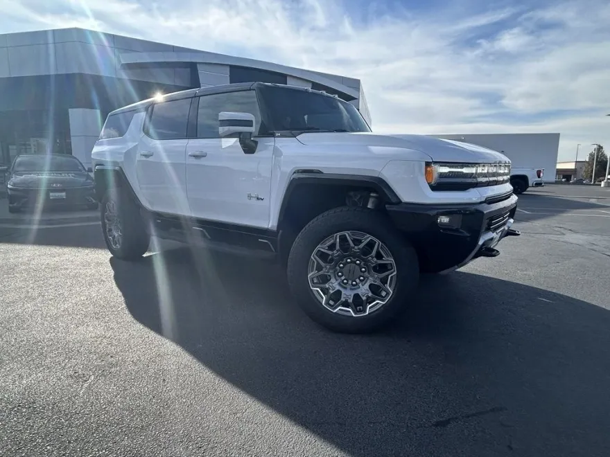 2025 Gmc Hummer EV SUV photo 1