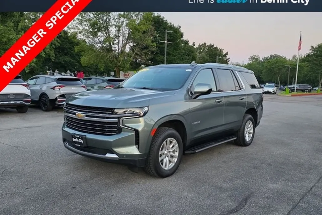 2023 Chevrolet Tahoe LT photo 1