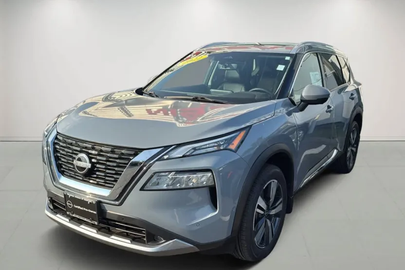 2022 Nissan Rogue SL photo 1