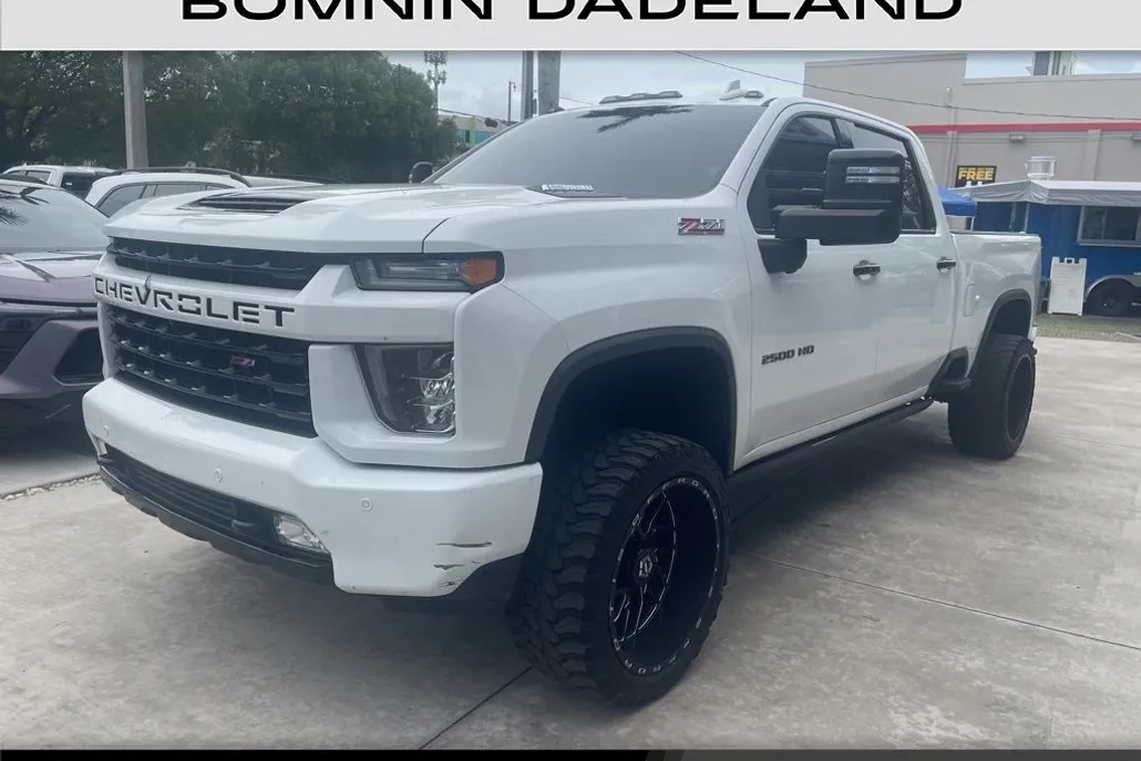 2022 Chevrolet Silverado 2500HD LTZ photo 1