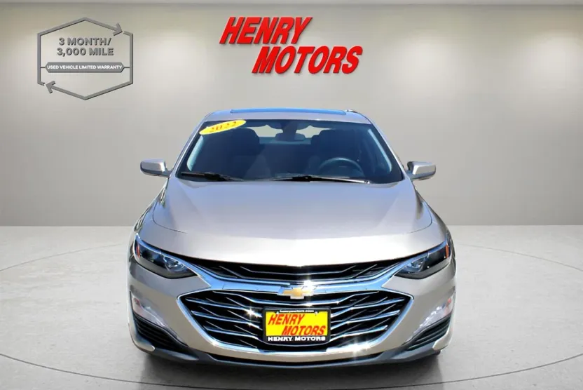 2022 Chevrolet Malibu 1LT photo 1
