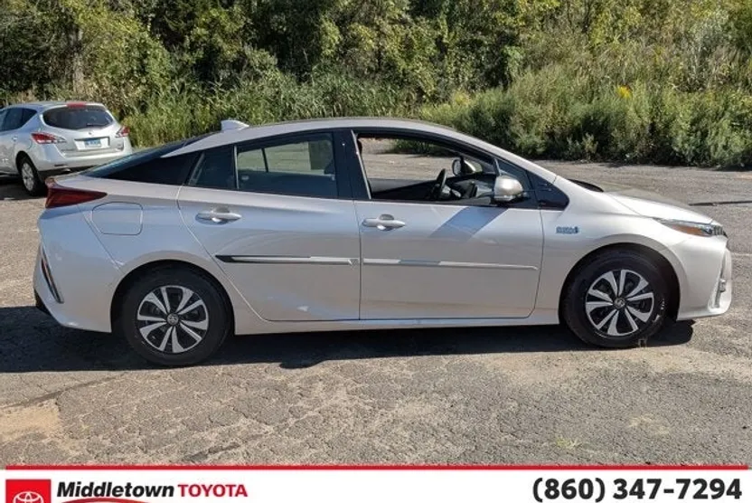 2018 Toyota Prius Prime Plus Premium Advanced photo 1