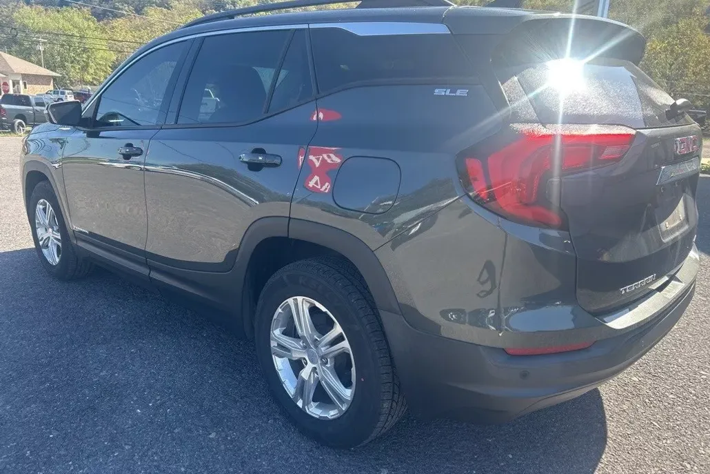 2020 Gmc Terrain SLE photo 1
