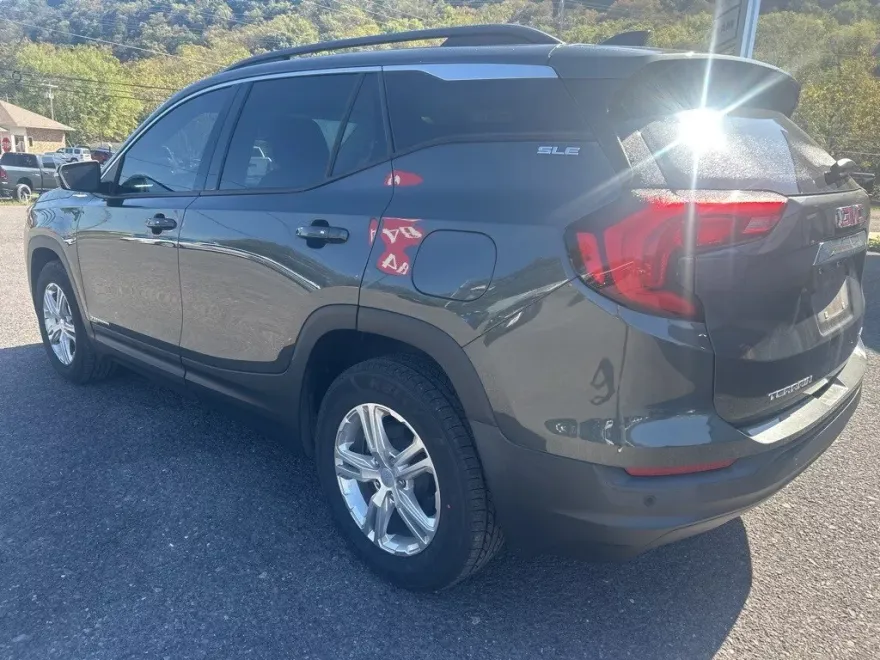 2020 Gmc Terrain SLE photo 1