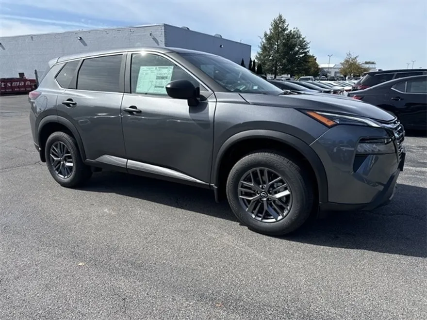 2026 Nissan Rogue S photo 1