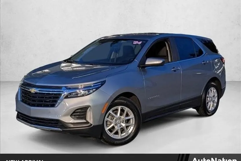 2024 Chevrolet Equinox LT photo 1
