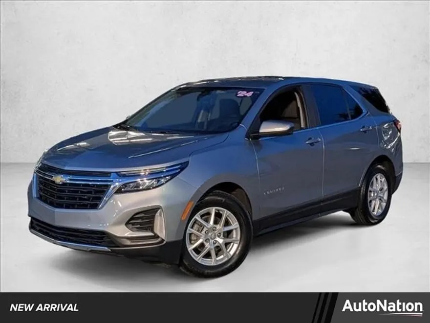 2024 Chevrolet Equinox LT photo 1