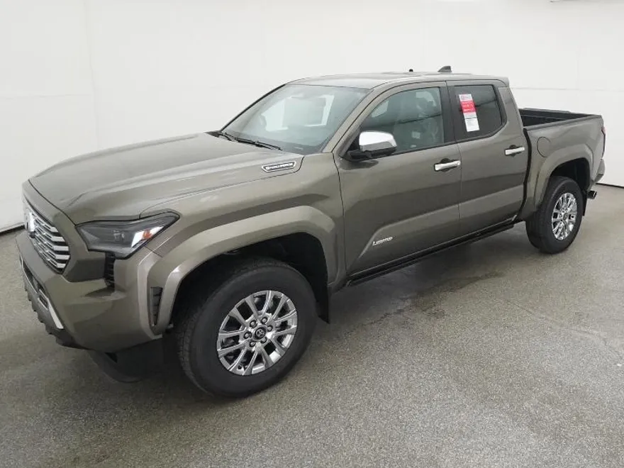 2025 Toyota Tacoma Limited photo 1