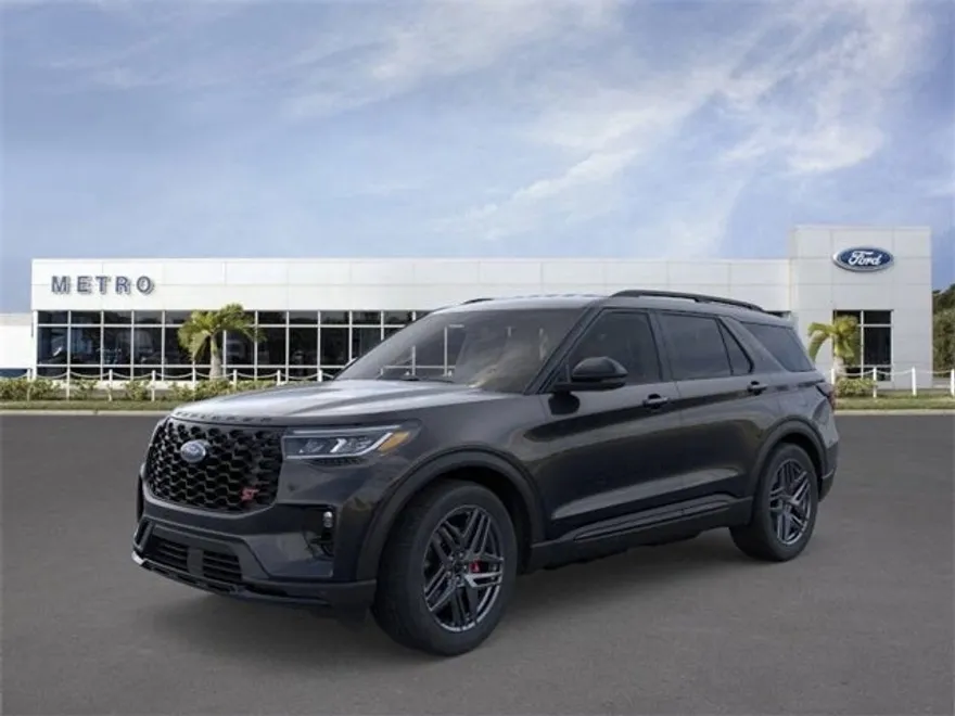 2025 Ford Explorer ST photo 1