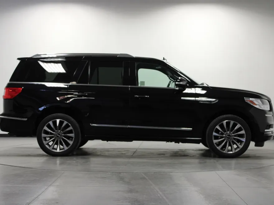 2021 Lincoln Navigator Reserve photo 1