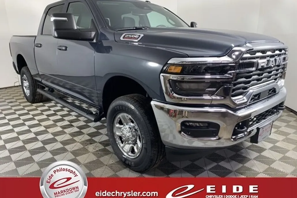 2025 Ram 2500 Tradesman photo 1