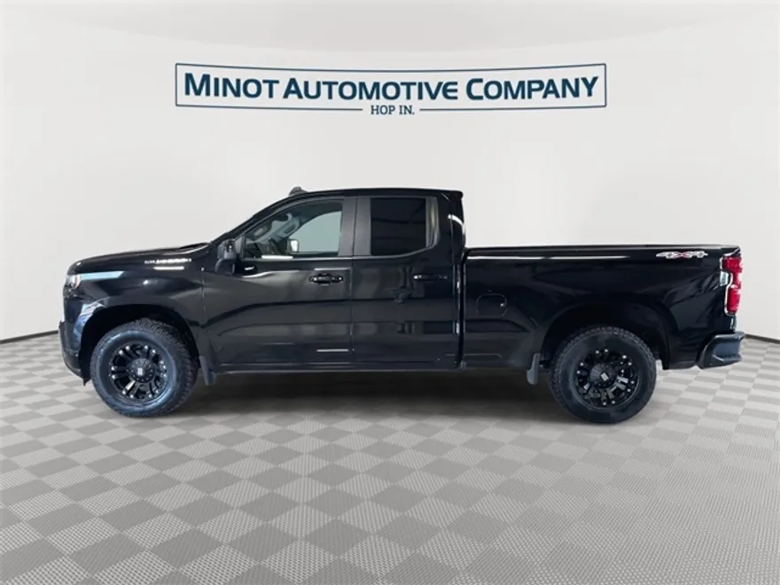 2020 Chevrolet Silverado 1500 RST photo 1