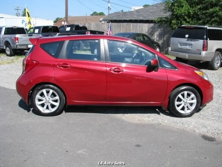 2014 Nissan Versa Note S photo 1