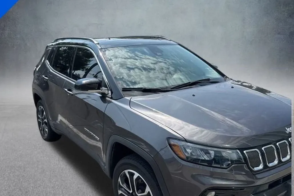 2022 Jeep Compass Limited photo 1
