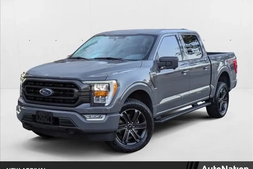 2021 Ford F-150 XLT photo 1