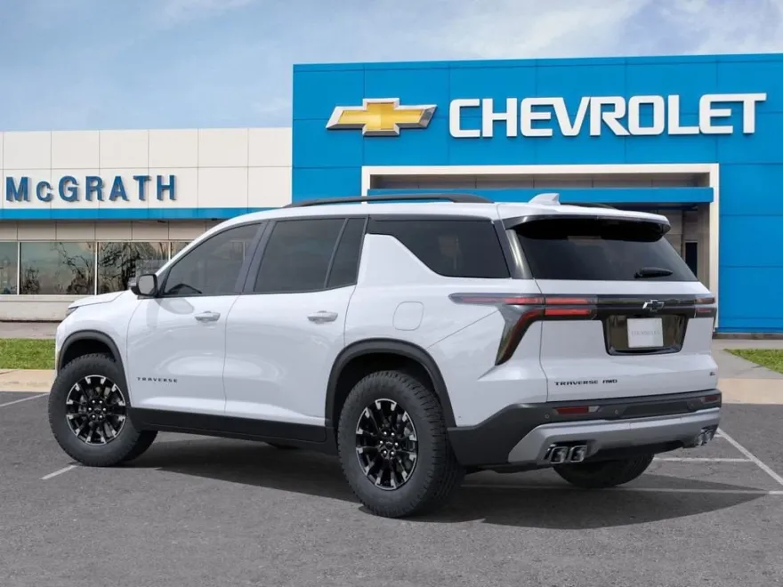 2026 Chevrolet Traverse Z71 photo 1