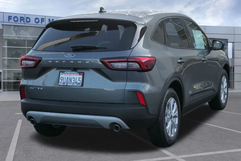 2025 Ford Escape Active photo 1