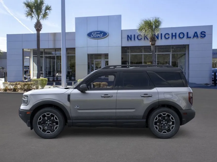 2025 Ford Bronco Sport Outer Banks photo 1