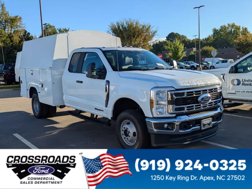 2025 Ford F-350 XL photo 1