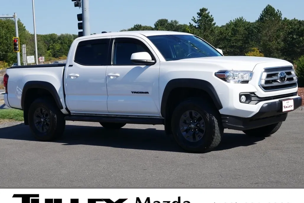 2021 Toyota Tacoma SR5 photo 1