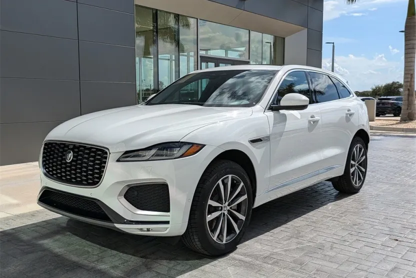2026 Jaguar F-PACE P250 R-Dynamic S photo 1