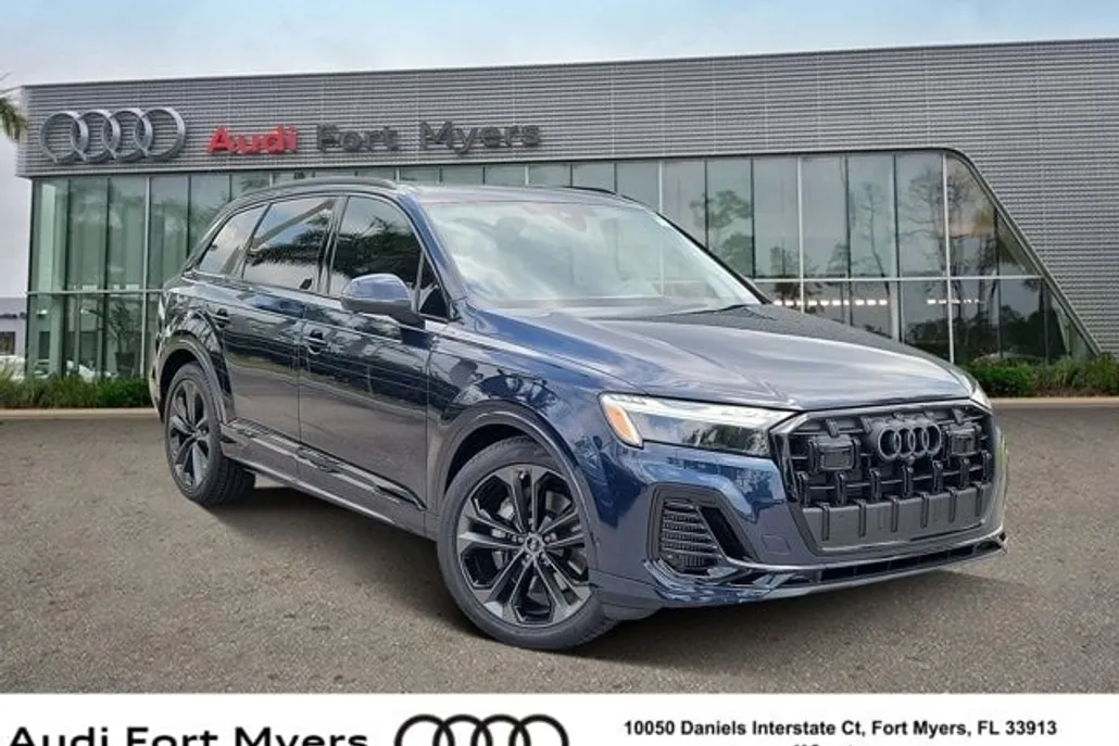 2025 Audi Q7 Prestige photo 1