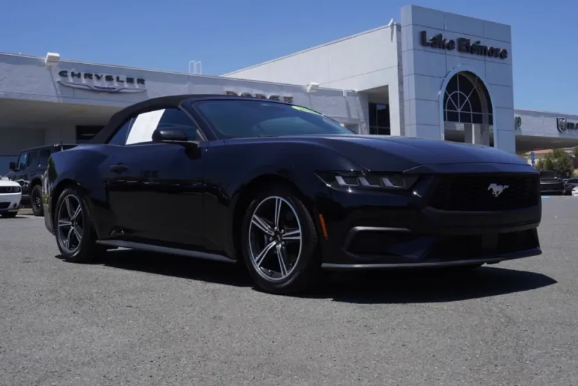 2024 Ford Mustang EcoBoost Convertible photo 1