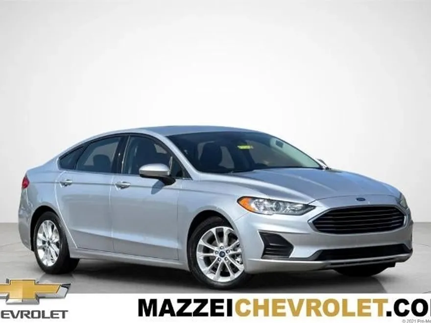 2019 Ford Fusion SE photo 1