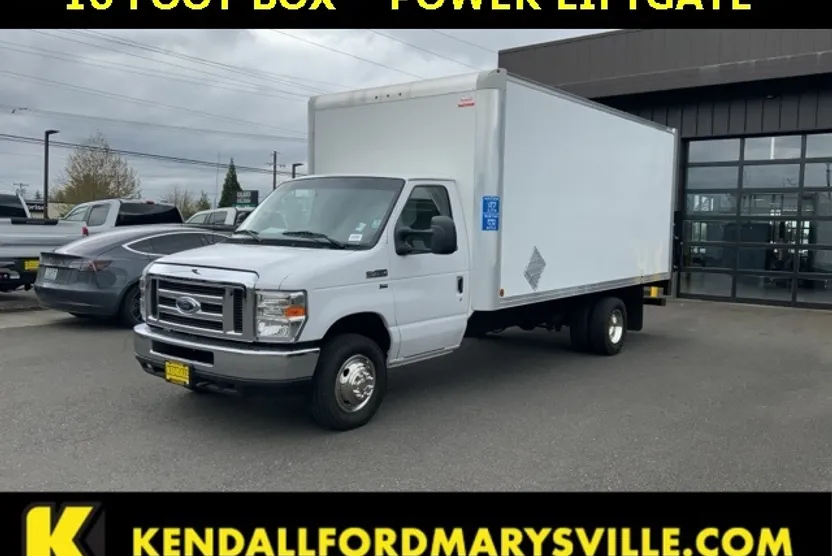 2019 Ford E-450 photo 1