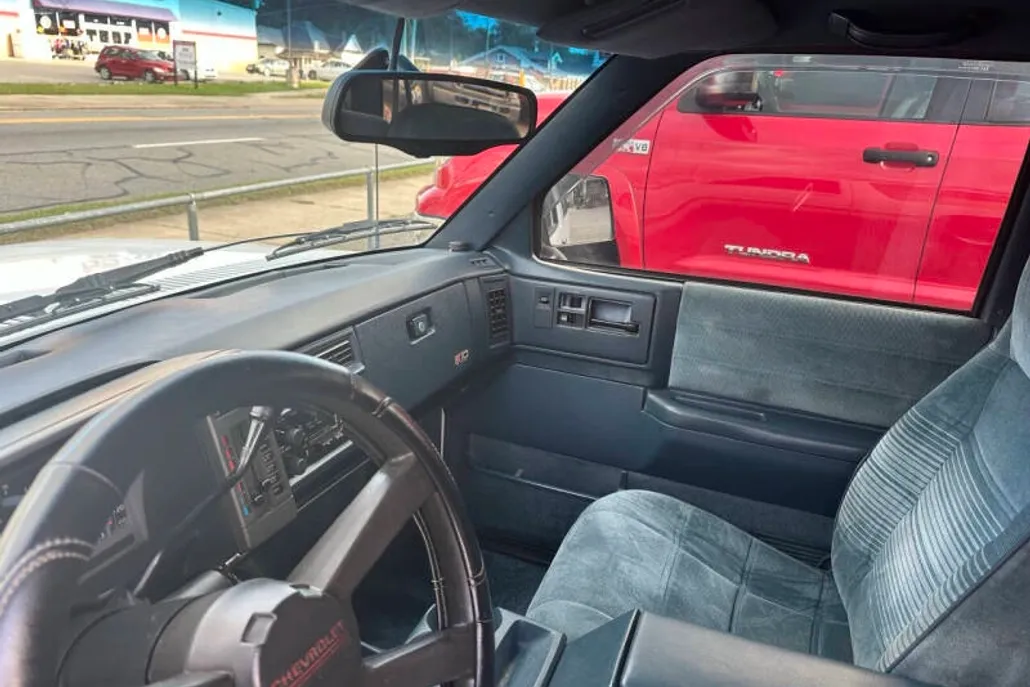 1993 Chevrolet Blazer photo 1