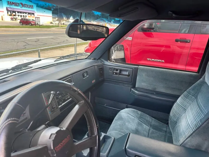 1993 Chevrolet Blazer photo 1