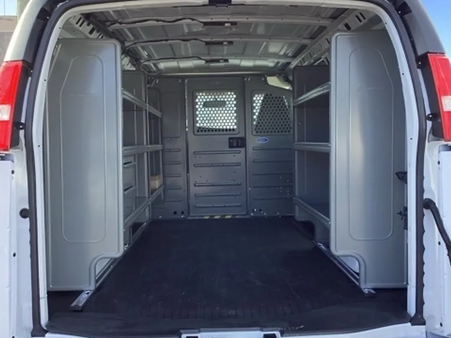 2025 Chevrolet Express 2500 Work Van photo 1