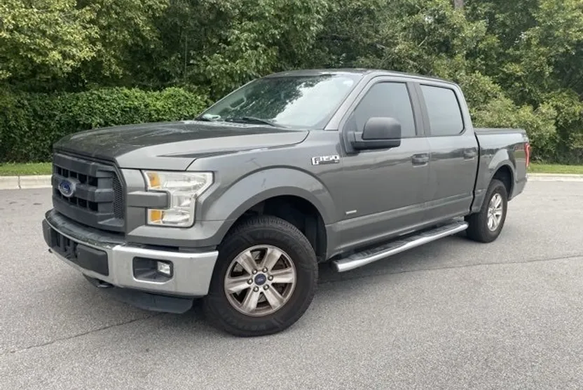 2015 Ford F-150 XL photo 1