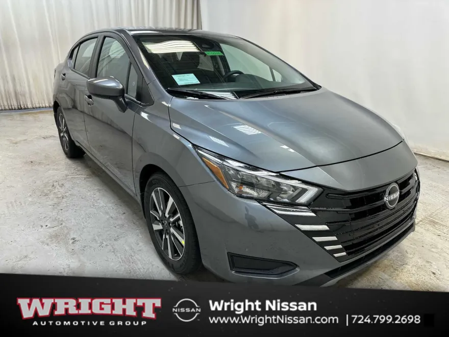 2025 Nissan Versa 1.6 SV photo 1