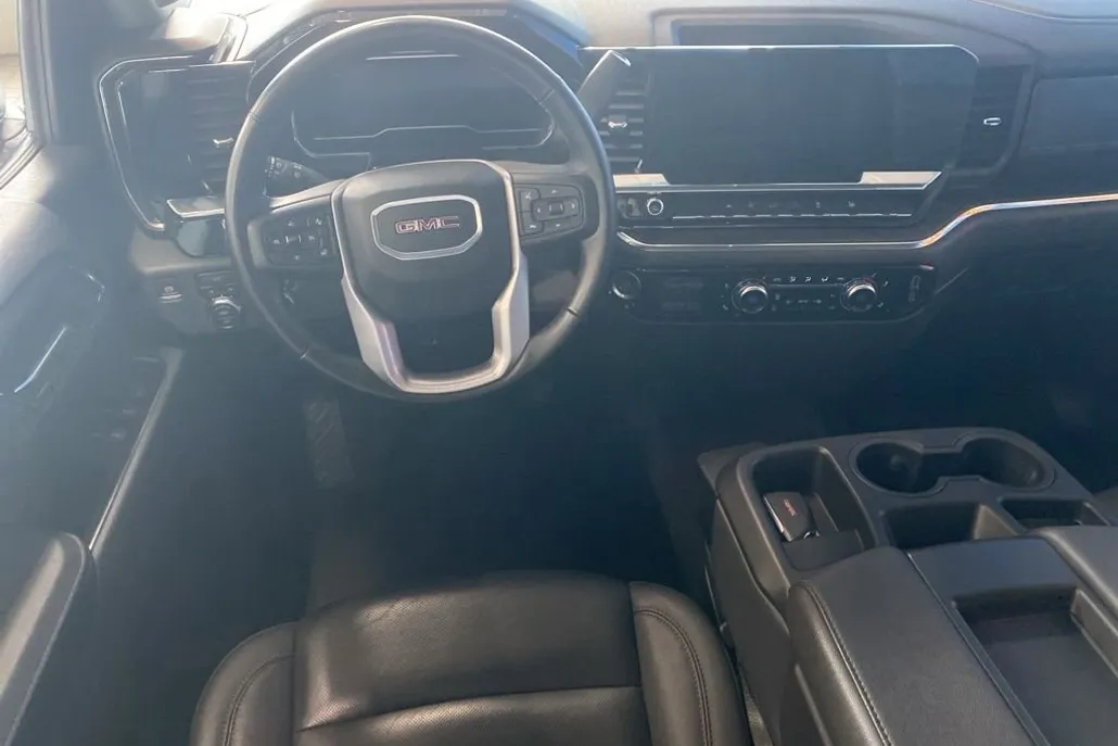 2025 Gmc Sierra 1500 SLT photo 1
