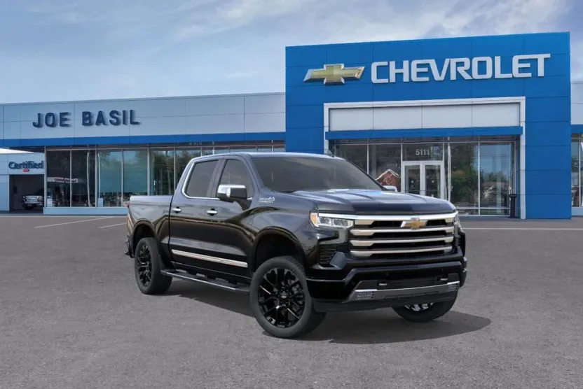 2025 Chevrolet Silverado 1500 High Country photo 1