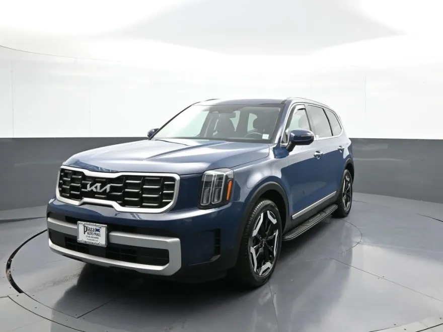 2024 Kia Telluride S photo 1